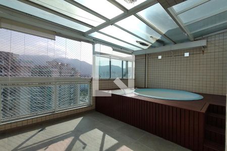 Apartamento à venda com 137m², 3 quartos e 2 vagasCobertura