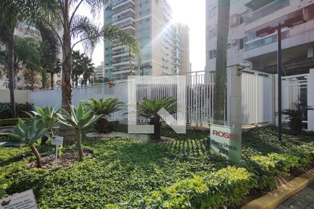 Apartamento à venda com 137m², 3 quartos e 2 vagasFachada e portaria