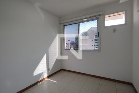 Apartamento à venda com 137m², 3 quartos e 2 vagasQuarto 2 - Suíte