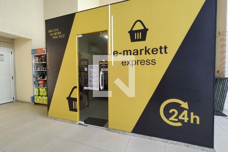 Apartamento à venda com 137m², 3 quartos e 2 vagasÁrea comum - Mercadinho