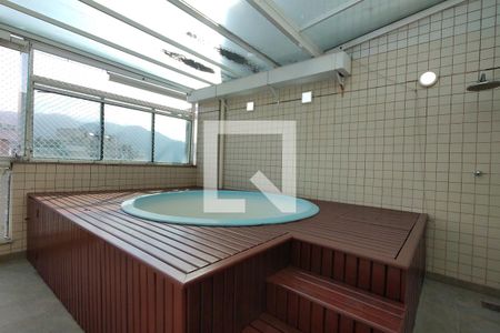 Apartamento à venda com 137m², 3 quartos e 2 vagasPiscina