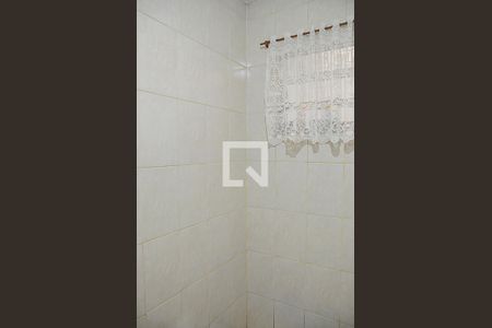 Casa à venda com 213m², 3 quartos e 2 vagasBanheiro 2