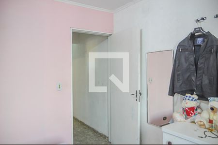 Casa à venda com 213m², 3 quartos e 2 vagasQuarto 2