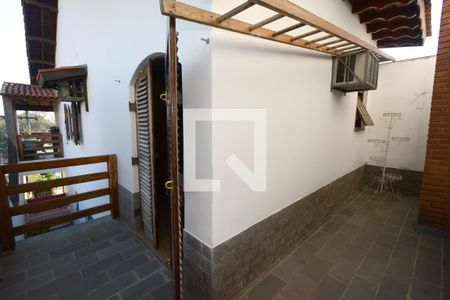 Casa à venda com 212m², 4 quartos e 2 vagasVaranda Quarto 3