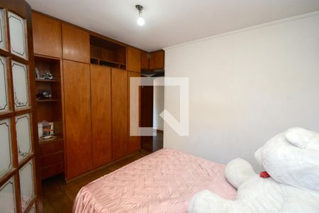 Casa à venda com 212m², 4 quartos e 2 vagasQuarto 3