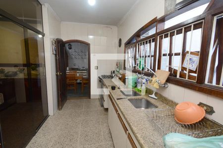 Casa à venda com 212m², 4 quartos e 2 vagasCozinha
