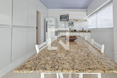 Apartamento para alugar com 168m², 3 quartos e 1 vaga Apartamento para alugar com 168m², 3 quartos e 1 vagaCozinha