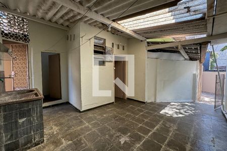 Casa à venda com 360m², 4 quartos e sem vagaÁrea de Serviço