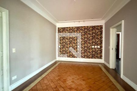 Casa de condomínio para alugar com 1100m², 3 quartos e 8 vagasCopa