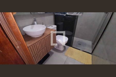 Casa à venda com 250m², 4 quartos e 2 vagas Casa à venda com 250m², 4 quartos e 2 vagasBanheiro da Suíte