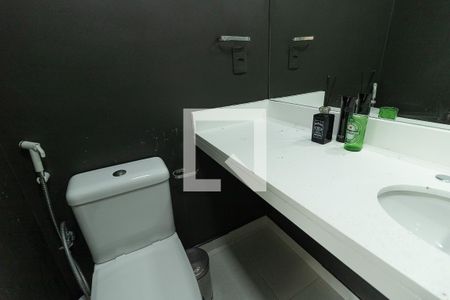 Apartamento à venda com 65m², 2 quartos e 1 vaga Apartamento à venda com 65m², 2 quartos e 1 vagaBanheiro da Suíte