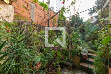 Casa à venda com 267m², 3 quartos e 1 vagaJardim - Quintal