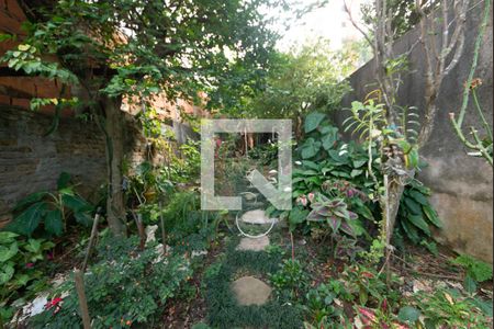 Casa à venda com 267m², 3 quartos e 1 vagaJardim - Quintal