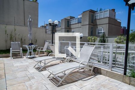 Apartamento à venda com 85m², 3 quartos e 2 vagas Apartamento à venda com 85m², 3 quartos e 2 vagasÁrea Comum