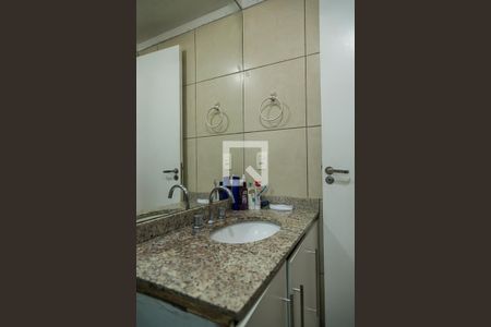 Apartamento à venda com 85m², 3 quartos e 2 vagas Apartamento à venda com 85m², 3 quartos e 2 vagasBanheiro da Suíte