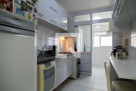 Apartamento à venda com 85m², 3 quartos e 2 vagas Apartamento à venda com 85m², 3 quartos e 2 vagasCozinha