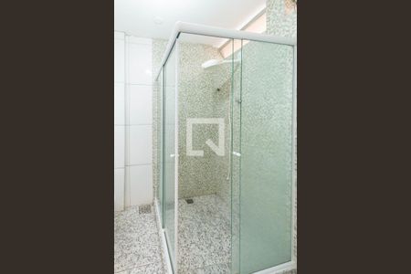 Apartamento à venda com 183m², 5 quartos e 1 vagaBanheiro 1 (terceiro andar)