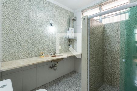 Apartamento à venda com 183m², 5 quartos e 1 vagaBanheiro 2 (terceiro andar)