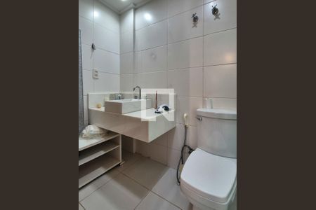 Apartamento à venda com 380m², 5 quartos e 3 vagasBanheiro da suíte 1