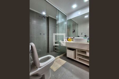 Apartamento à venda com 380m², 5 quartos e 3 vagasBanheiro da Suíte 3