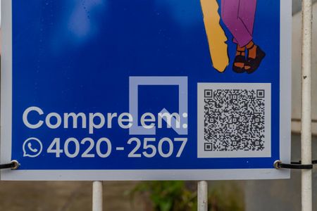 Casa à venda com 85m², 2 quartos e 2 vagasPlaca