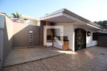 Casa de condomínio à venda com 209m², 3 quartos e 4 vagasChurrasqueira