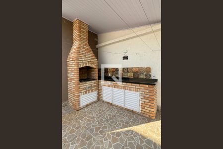 Casa de condomínio à venda com 209m², 3 quartos e 4 vagasChurrasqueira