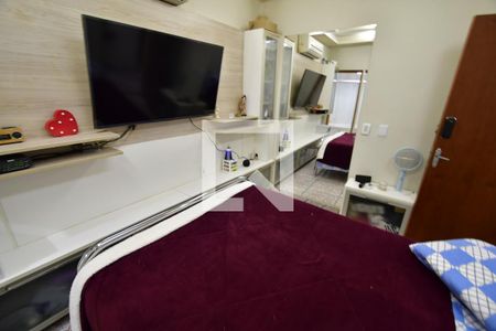 Casa à venda com 290m², 3 quartos e 4 vagasQuarto 3 - Suíte