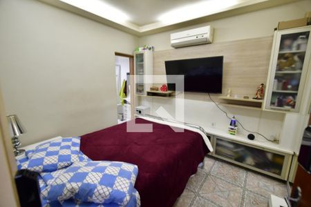 Casa à venda com 290m², 3 quartos e 4 vagasQuarto 3 - Suíte