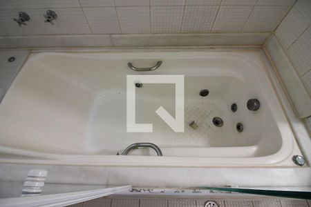 Casa à venda com 300m², 3 quartos e 6 vagasBanheiro Social