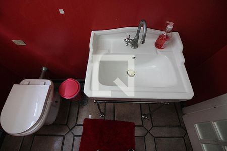 Casa à venda com 300m², 3 quartos e 6 vagasLavabo