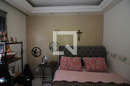 Casa à venda com 300m², 3 quartos e 6 vagasQuarto 2 - Suíte