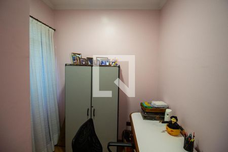 Casa à venda com 264m², 3 quartos e 6 vagas Casa à venda com 264m², 3 quartos e 6 vagasEscritório