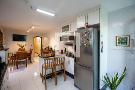 Casa à venda com 264m², 3 quartos e 6 vagas Casa à venda com 264m², 3 quartos e 6 vagasCozinha