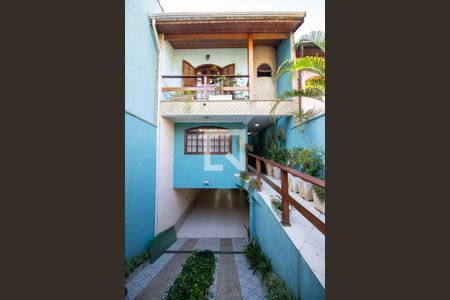 Casa à venda com 264m², 3 quartos e 6 vagas Casa à venda com 264m², 3 quartos e 6 vagasGaragem