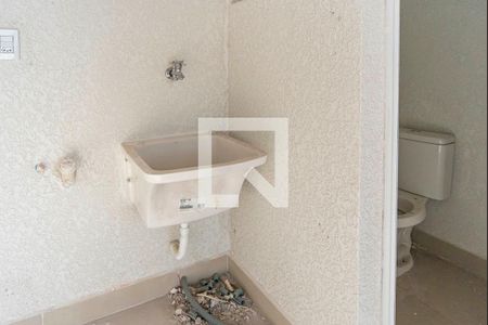 Apartamento à venda com 84m², 2 quartos e 1 vaga Apartamento à venda com 84m², 2 quartos e 1 vagaÁrea de Serviço