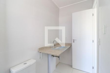Apartamento à venda com 196m², 3 quartos e 3 vagas Apartamento à venda com 196m², 3 quartos e 3 vagasBanheiro da Suíte 2