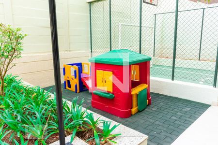 Casa à venda com 55m², 2 quartos e 1 vaga Casa à venda com 55m², 2 quartos e 1 vagaÁrea comum - Playground