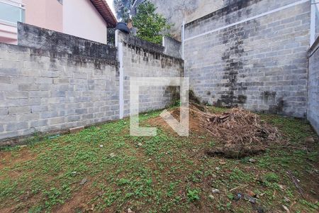 Casa de condomínio à venda com 350m², 3 quartos e 3 vagas Casa de condomínio à venda com 350m², 3 quartos e 3 vagasQuintal