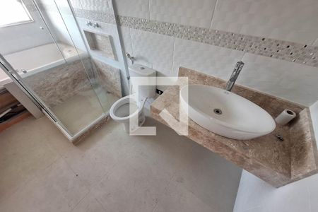 Casa de condomínio à venda com 350m², 3 quartos e 3 vagas Casa de condomínio à venda com 350m², 3 quartos e 3 vagasBanheiro da Suíte 3