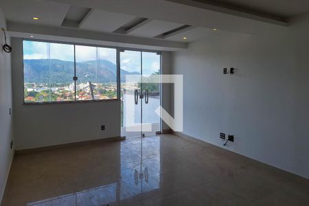 Casa de condomínio à venda com 350m², 3 quartos e 3 vagas Casa de condomínio à venda com 350m², 3 quartos e 3 vagasSuíte 3