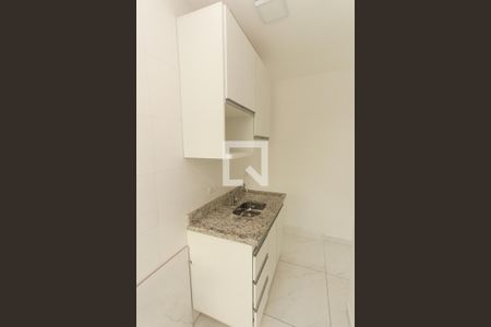 Apartamento para alugar com 40m², 2 quartos e sem vaga Apartamento para alugar com 40m², 2 quartos e sem vagaCozinha e Área de Serviço