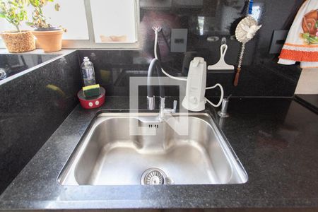 Apartamento à venda com 63m², 2 quartos e 2 vagasCozinha e Área de Serviço