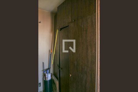 Apartamento para alugar com 172m², 3 quartos e 3 vagas Apartamento para alugar com 172m², 3 quartos e 3 vagasQuarto de Serviço