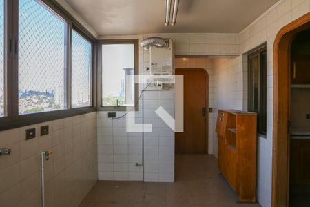 Apartamento para alugar com 172m², 3 quartos e 3 vagas Apartamento para alugar com 172m², 3 quartos e 3 vagasÁrea de Serviço