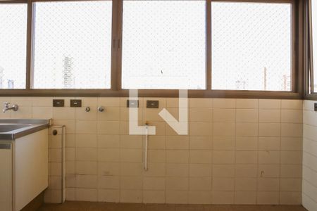 Apartamento para alugar com 172m², 3 quartos e 3 vagas Apartamento para alugar com 172m², 3 quartos e 3 vagasÁrea de Serviço