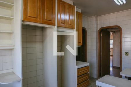 Apartamento para alugar com 172m², 3 quartos e 3 vagas Apartamento para alugar com 172m², 3 quartos e 3 vagasCozinha