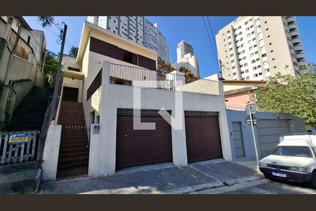 Casa à venda com 142m², 3 quartos e 2 vagas Casa à venda com 142m², 3 quartos e 2 vagasFachada da Casa