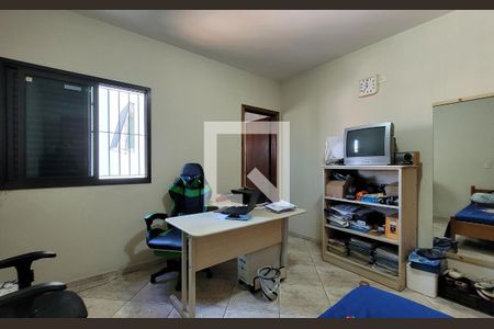 Casa à venda com 300m², 3 quartos e 4 vagasSuíte 2