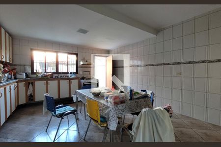 Casa à venda com 300m², 3 quartos e 4 vagasCozinha
